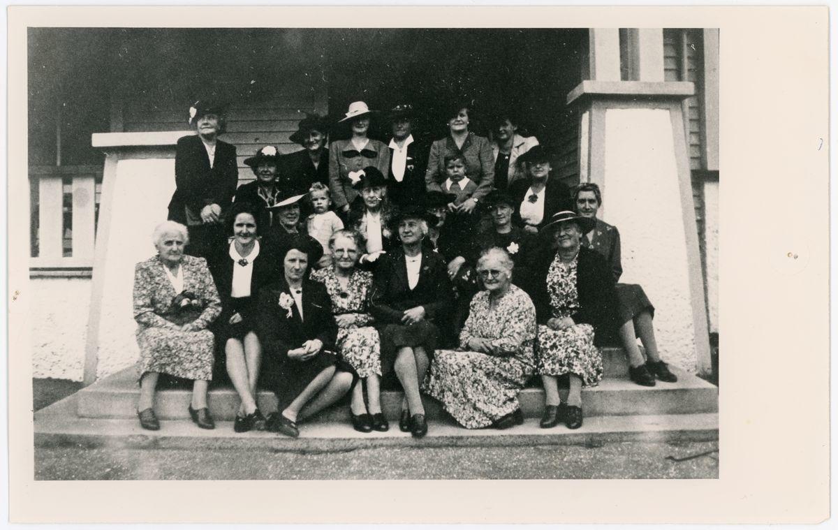 Group Portrait, Methodist Ladies Guild, Whakatāne Whakatāne Museum
