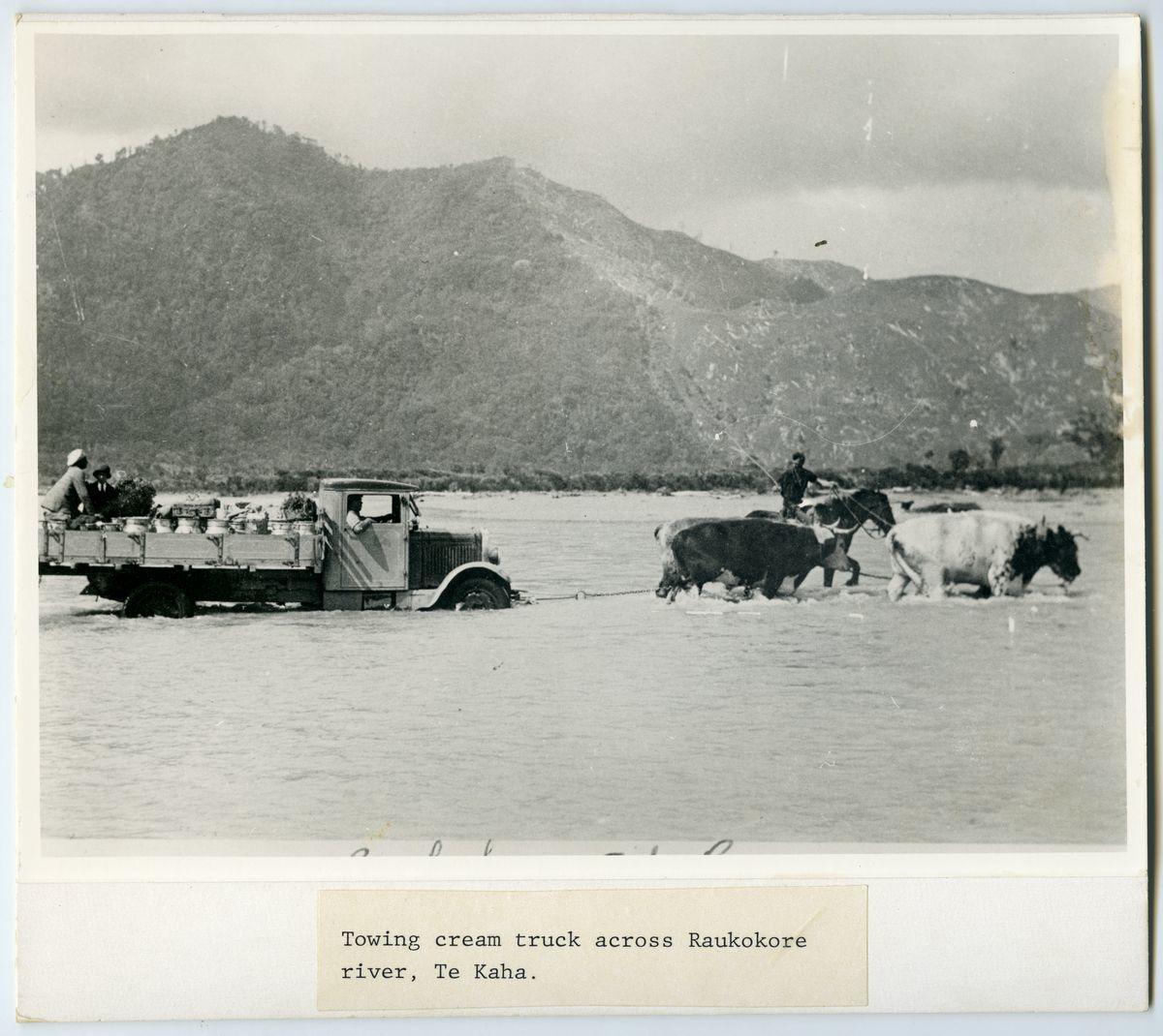 View, Towing Cream Truck, Raukōkore River Whakatāne Museum Collections & Research